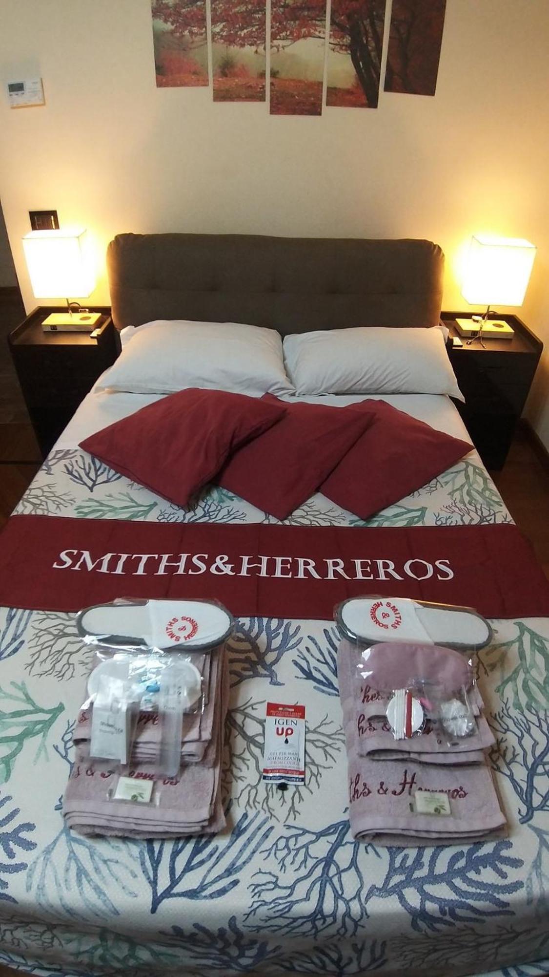 Smiths & Herreros *